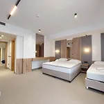 Hotel Almanas