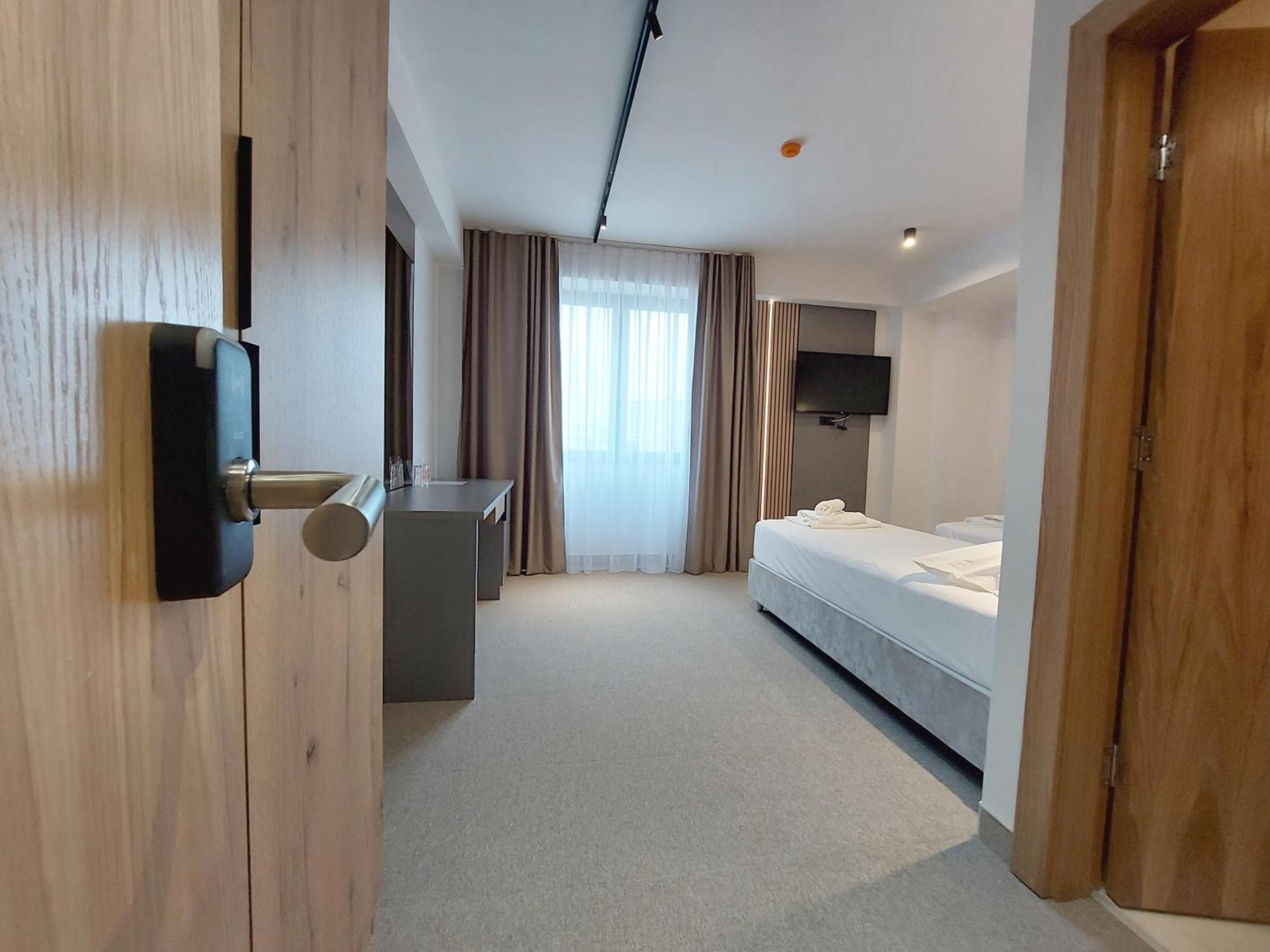 Hotel Almanas